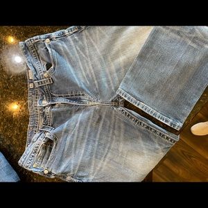 Miss Me Boyfriend Capri Jeans